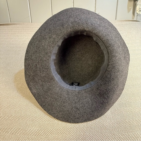 D&Y Wool Floppy Brim Hat - Picture 2 of 3